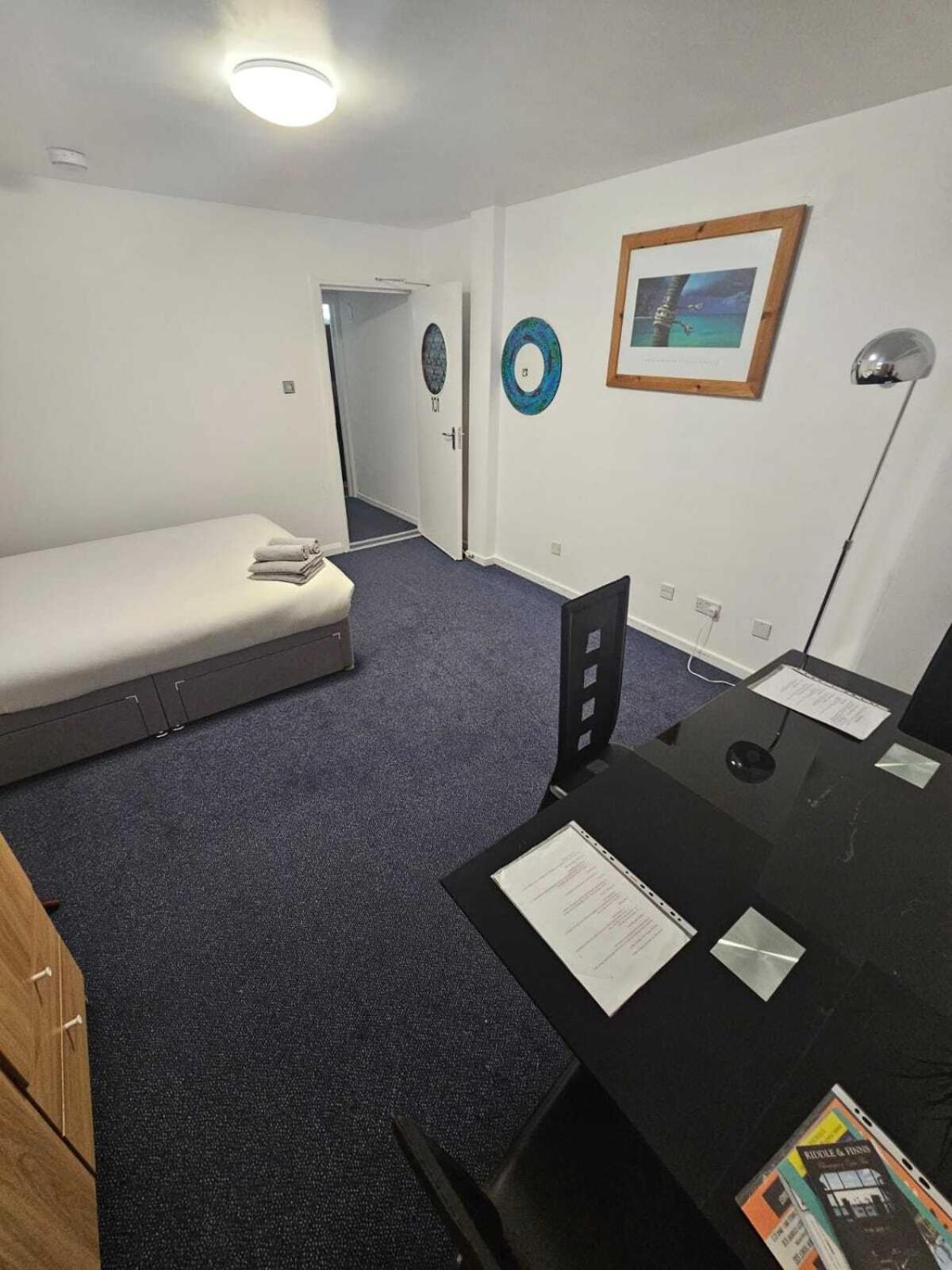 Queens Place - Rooms Hove Buitenkant foto